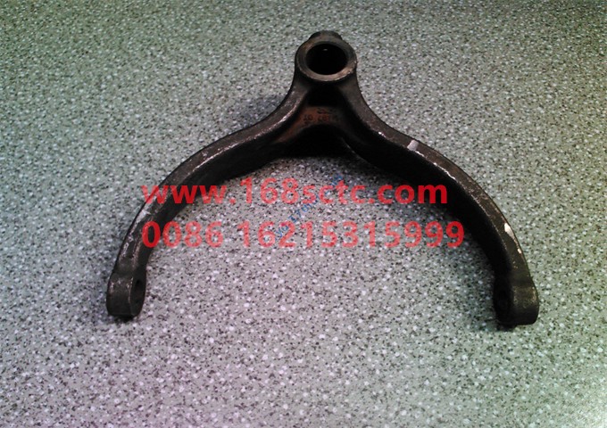 WG2214220018-SINOTRUK HOWO-Four or five gear shift fork-ZhongQiBianSuXiangHW19710T