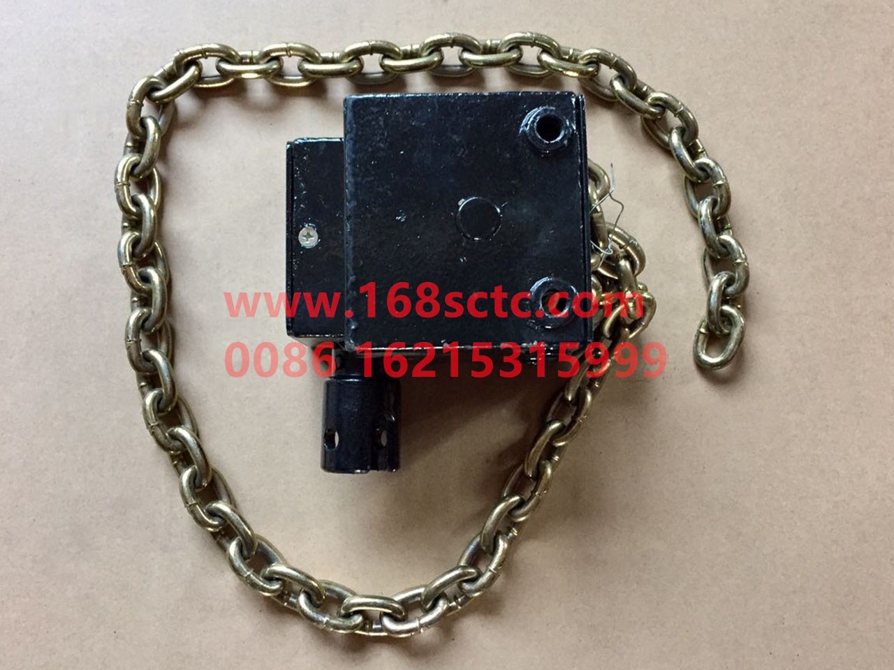 DZ95259862040-SHACMAN-Spare tire rack body-DeLongF3000 2015Kuan