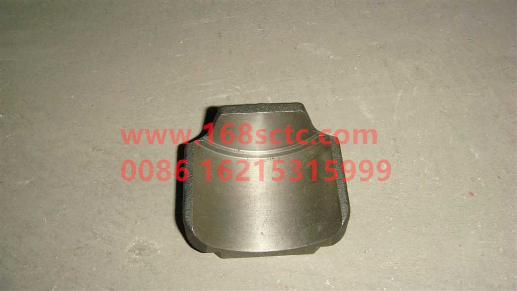 AZ9100443023-SINOTRUK HOWO-half moon bearing seat-ZhongQiQianQiaoHF9