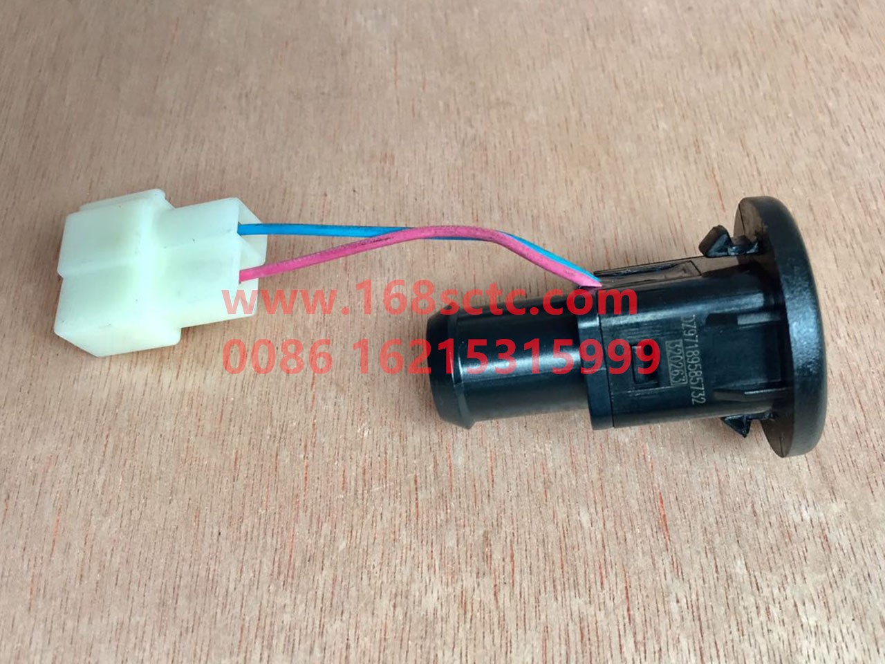 DZ97189585732-SHACMAN-indoor temperature sensor-DeLongX3000 2013Kuan