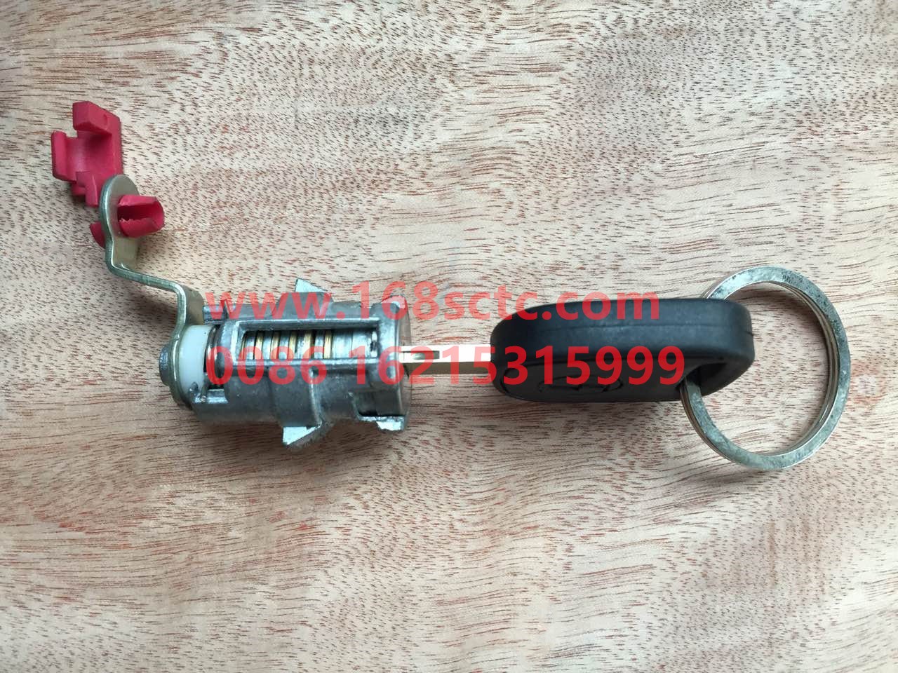 DZ14251340042-SHACMAN-Door outer handle left (lock cylinder part)-DeLongX3000 2013Kuan