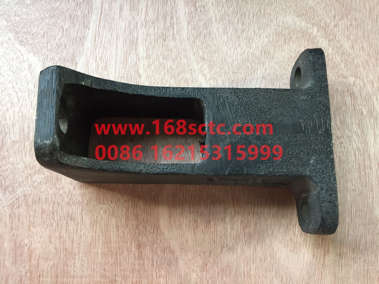 DZ95259538880-SHACMAN-Radiator left bracket (WP12/6x6)-DeLongF3000 2015Kuan