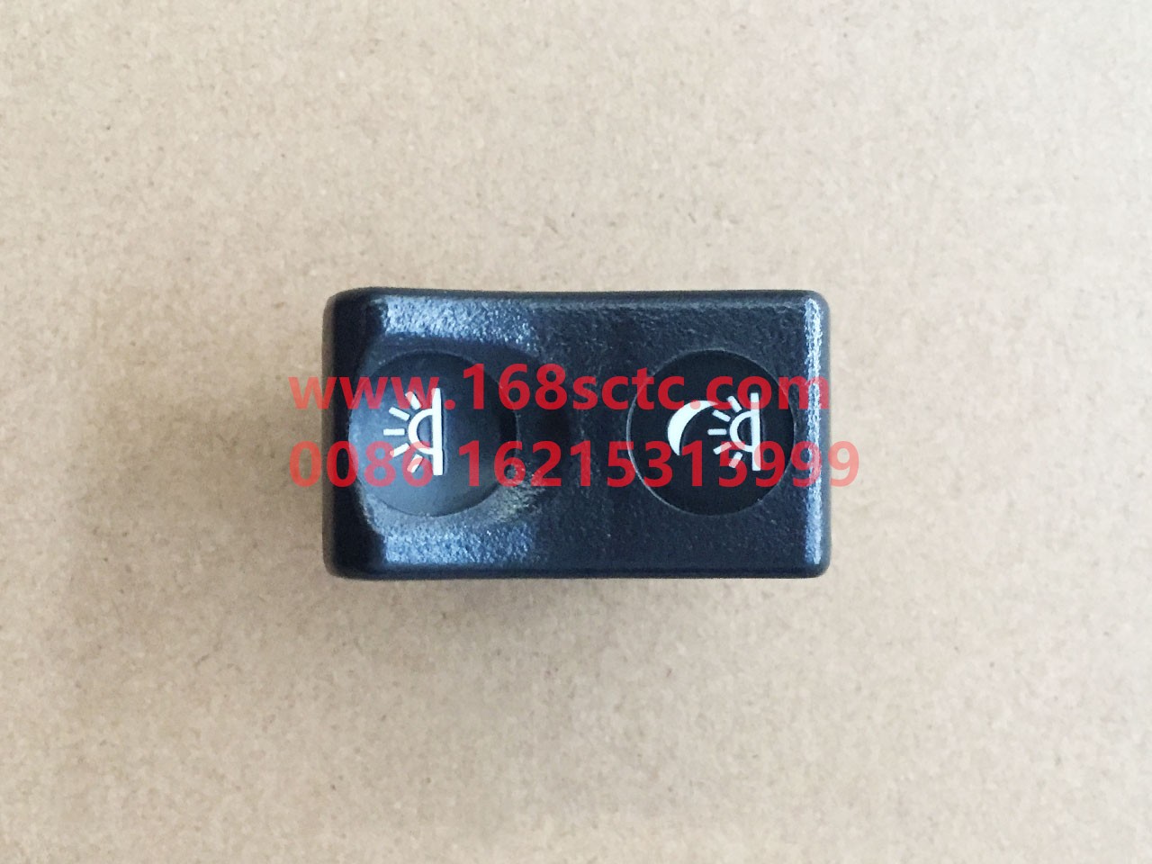 DZ96189584698-SHACMAN-Dome Light Switch/Third Position (BH)-DeLongXinM3000 2013Kuan