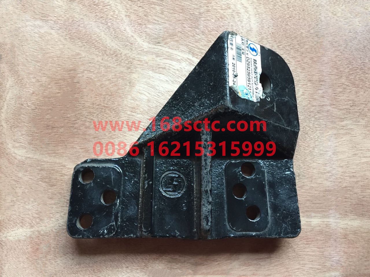 DZ95259591211-SHACMAN-engine support right-DeLongF3000 2015Kuan