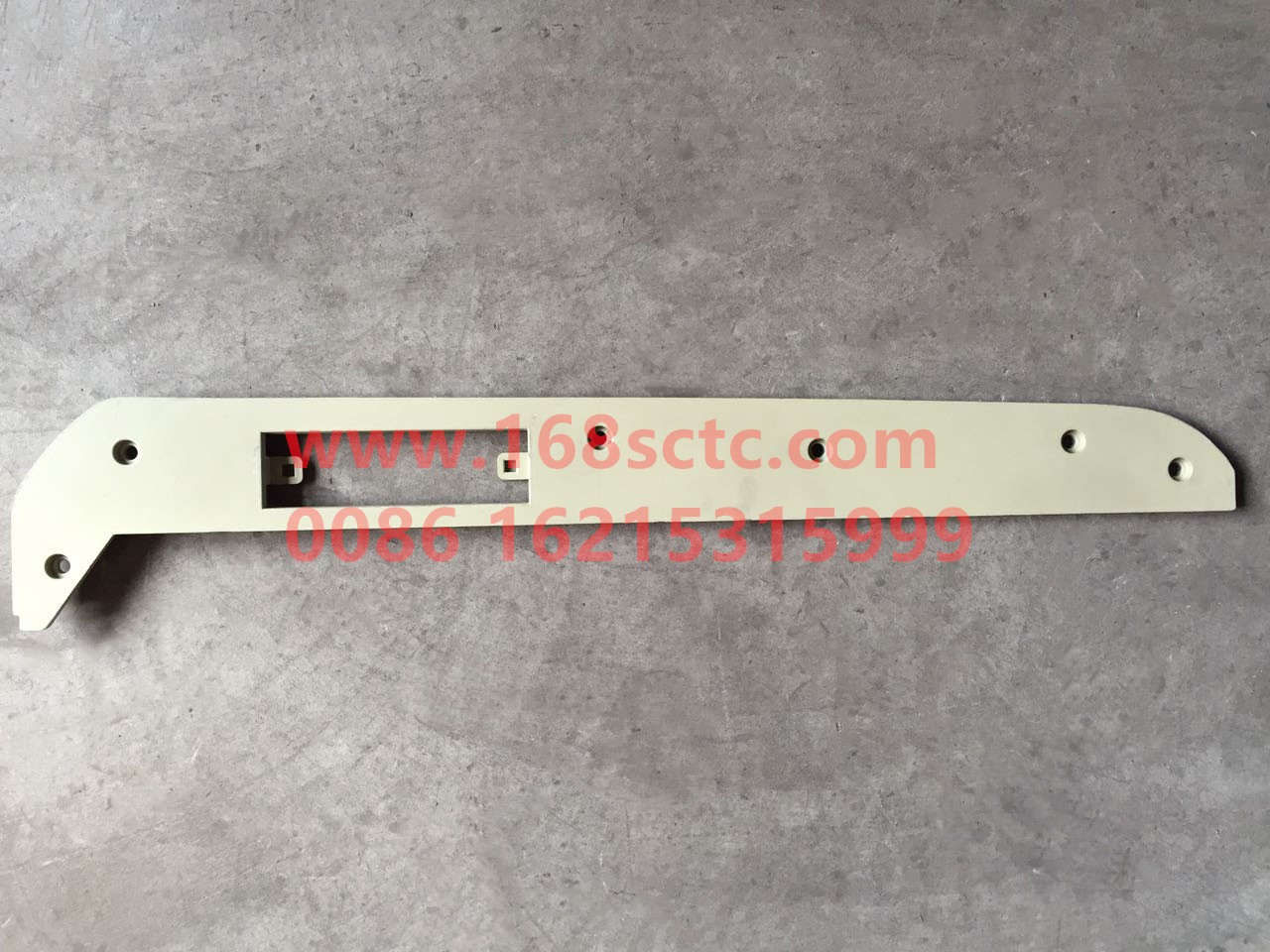 DZ93189932110-SHACMAN-turn signal fixing plateright-DeLongF2000 2015Kuan