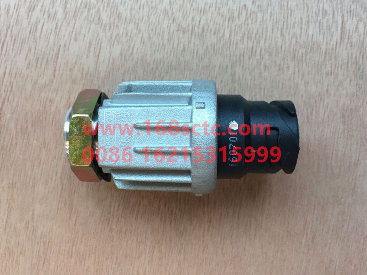 DZ93189583150-SHACMAN-Proximity switch (normally on)-DeLongF2000 2015Kuan