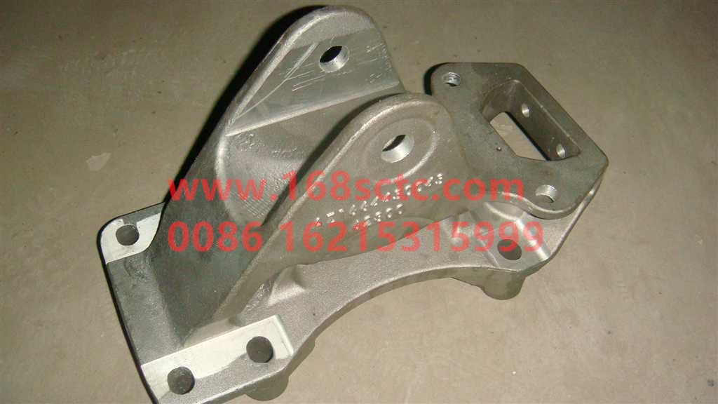 AZ1664430043-SINOTRUK HOWO-Cab right front suspension transition bracket HOWO A7-HaoWoT7HKuan