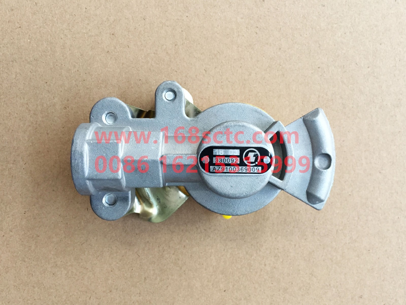Trailer connector