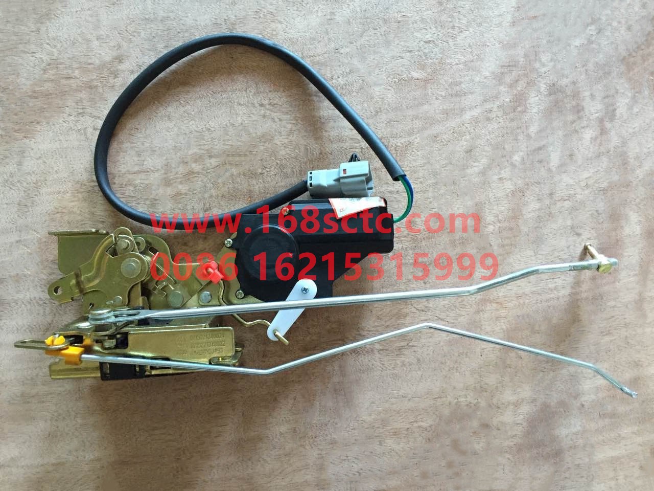 DZ15221340040-SHACMAN-Right door central control lock body assembly-DeLongXinM3000 2013Kuan