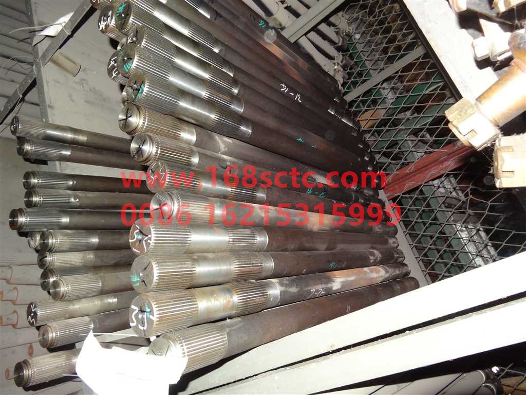 AZ9981340423-SINOTRUK HOWO-Half axisLeft L=1104mm 40tooth AC16The New 40Cr-ZhongQiZhongQiaoAC16