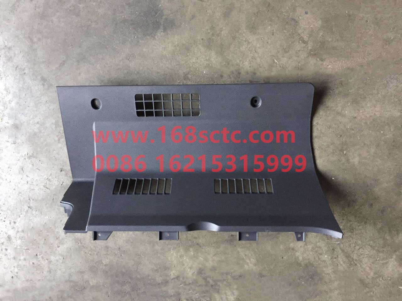 DZ14251160290-SHACMAN-Right side of the lower guard-DeLongX3000 2013Kuan