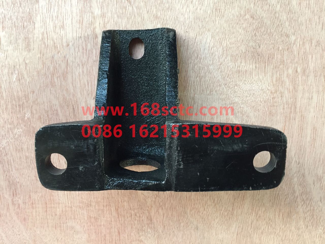 DZ96259538019-SHACMAN-radiator left bracket-DeLongXinM3000 2013Kuan