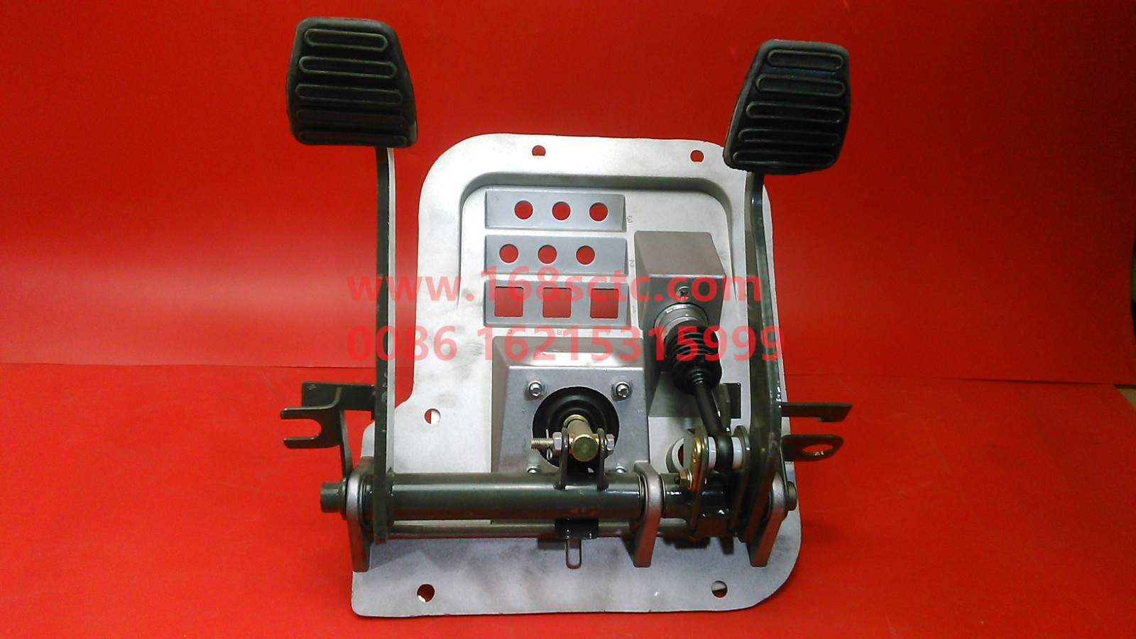 AZ9725361021-SINOTRUK HOWO-Combination pedal control assembly(HOWO)-HaoWo2013Kuan