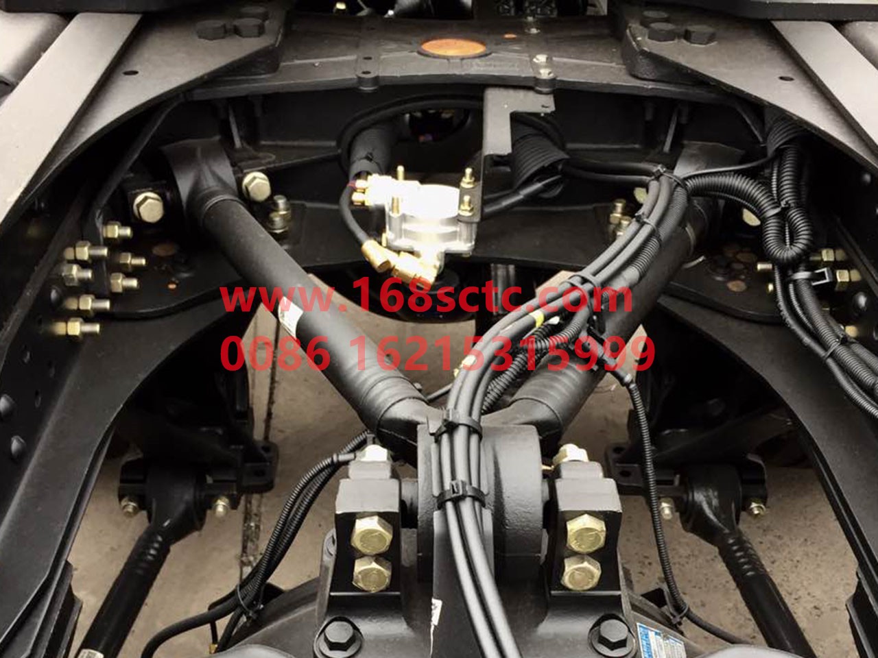 DZ95259525152-SHACMAN-V-shaped thrust rod-DeLongF3000 2015Kuan