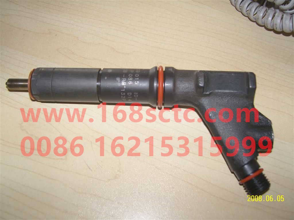 VG1557080015-SINOTRUK HOWO-fuel injector-ZhongQiFaDongJiWD615.67