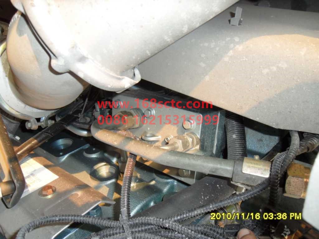 AZ9718360214-SINOTRUK HOWO-Pipe 18 double cylinder air compressor / bellows-HaoWo2013Kuan