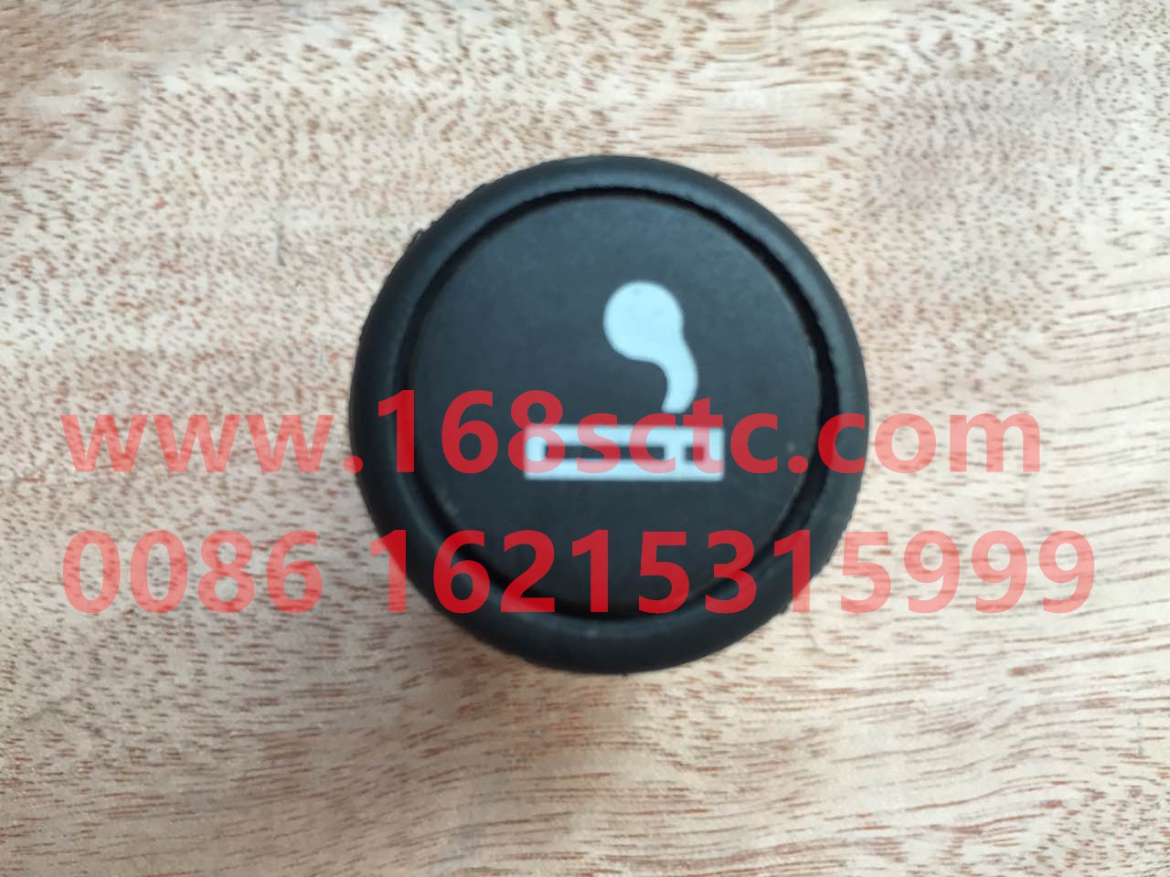 81.28901.0017-SHACMAN-cigarette lighter-DeLongF2000 2014Kuan