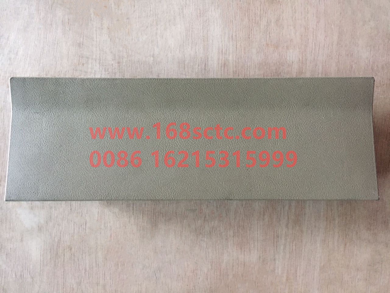 DZ14251610110-SHACMAN-Side guard glove box cover assembly-DeLongX3000 2013Kuan