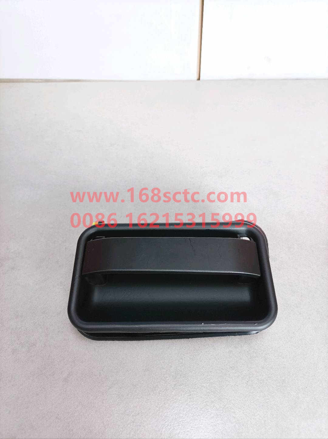 WG1642340101-SINOTRUK HOWO-door handle assemblyLeft-HaoWo2007Kuan