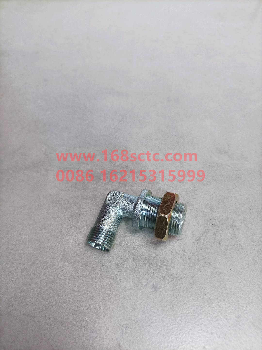Right angle connector