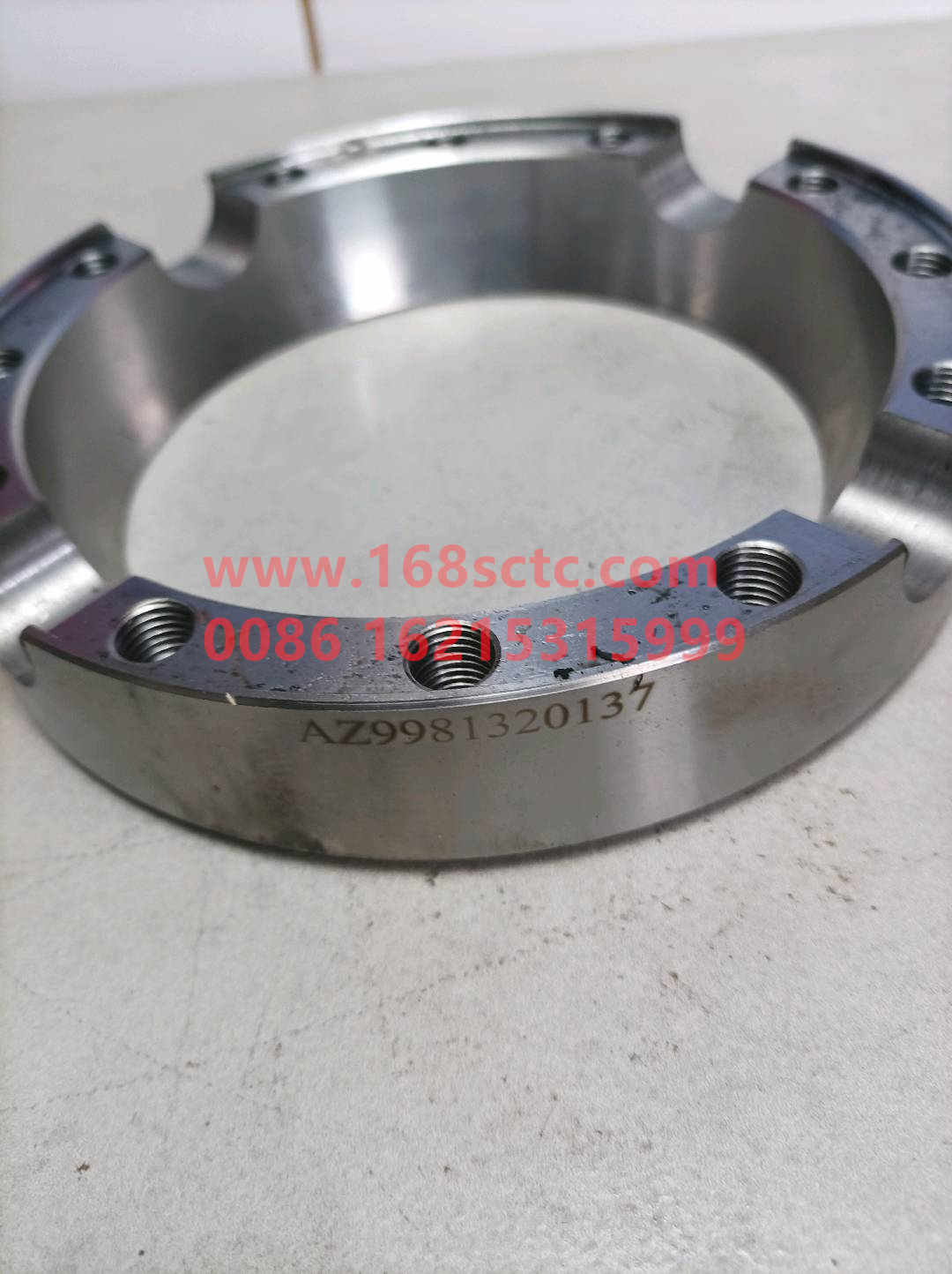 AZ9981320137
