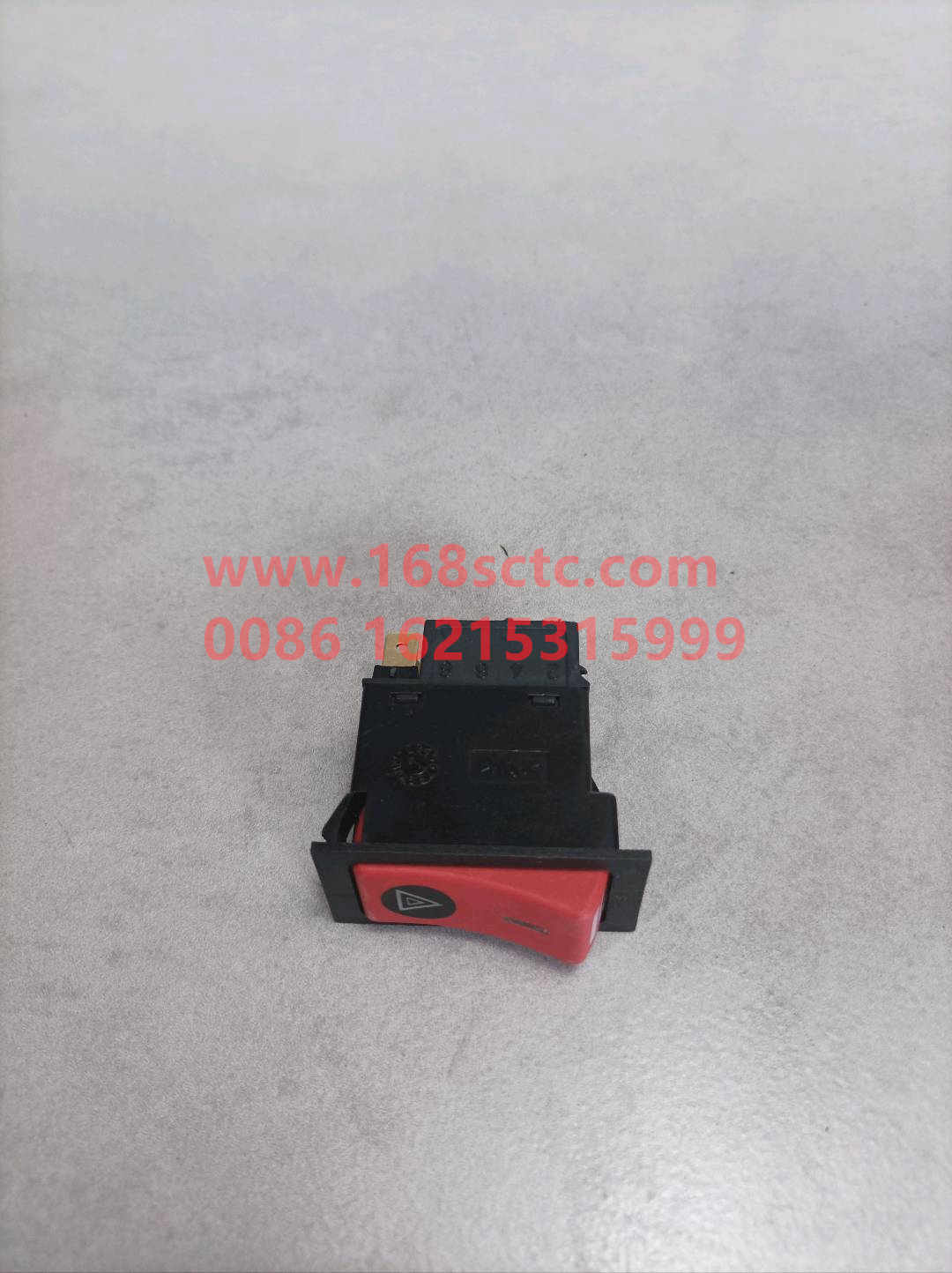 WG9719584004-SINOTRUK HOWO-hazard warning light switch-HaoWo2013Kuan