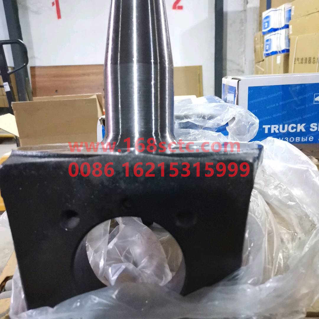 AZ9112410056-SINOTRUK HOWO-steering knuckleright-ZhongQiQianQiaoHR9