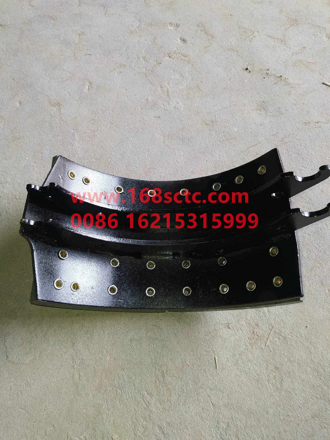 AZ9231342070-SINOTRUK HOWO-brake shoe assemblybackHOWO09payment 14hole-ZhongQiHouQiaoST16