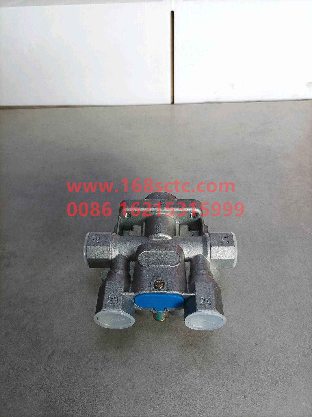 WG9000360523-SINOTRUK HOWO-Four circuit protection valve-HaoWo2013Kuan