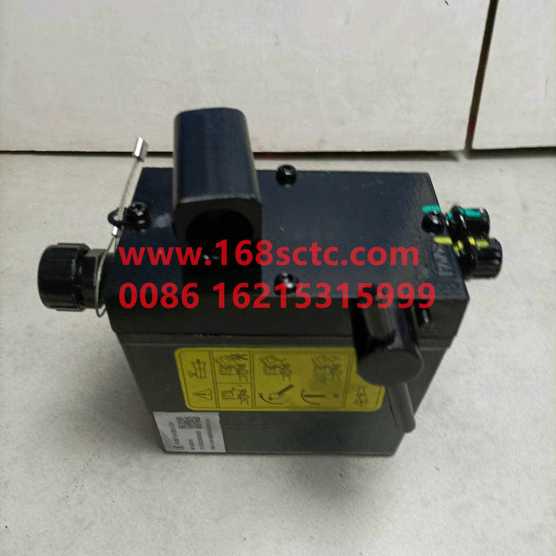 DZ93259820400-SHACMAN-Hydraulic hand pump-DeLongF2000 2015Kuan