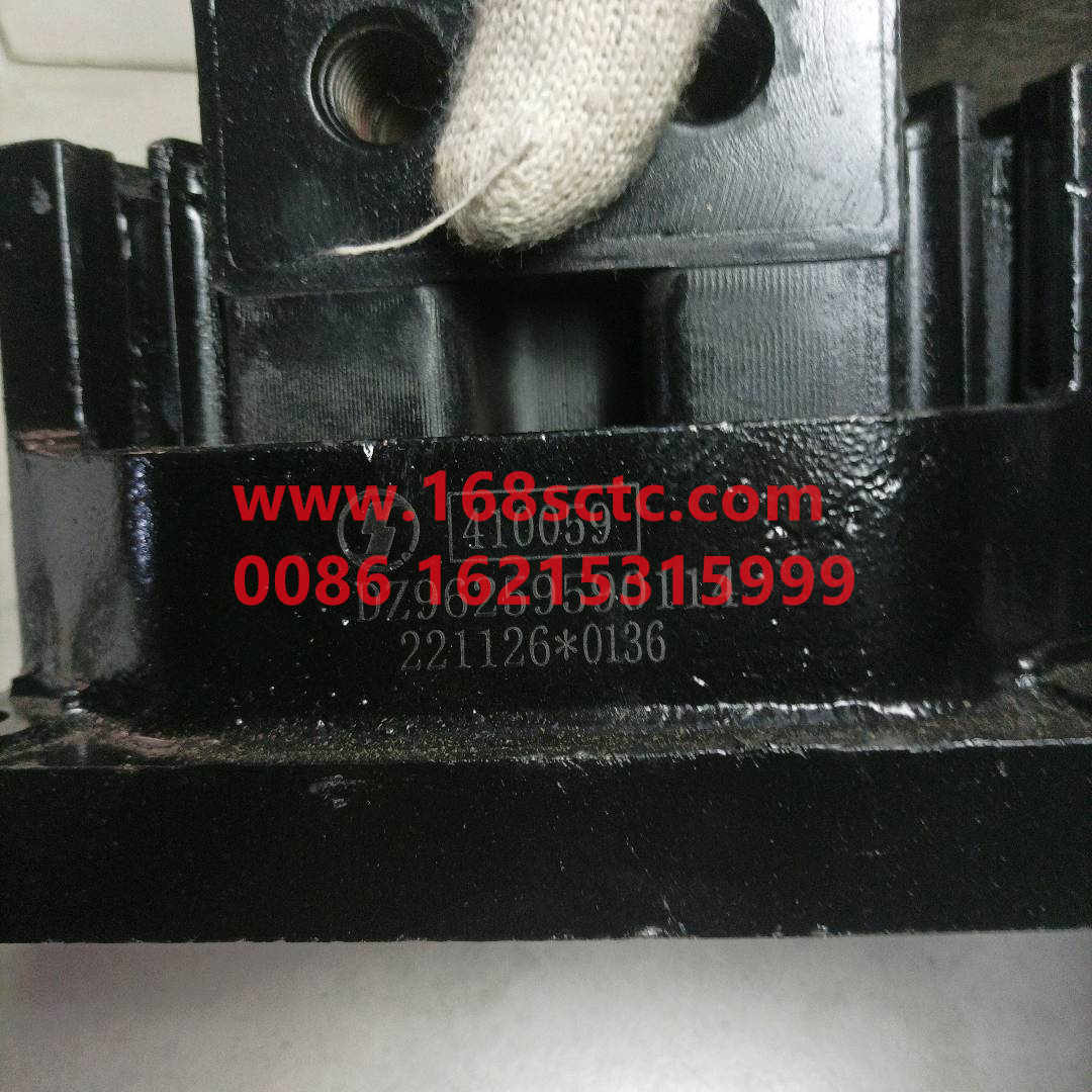 DZ96259590114-SHACMAN-Vibration pad right front-DeLongXinM3000 2015Kuan