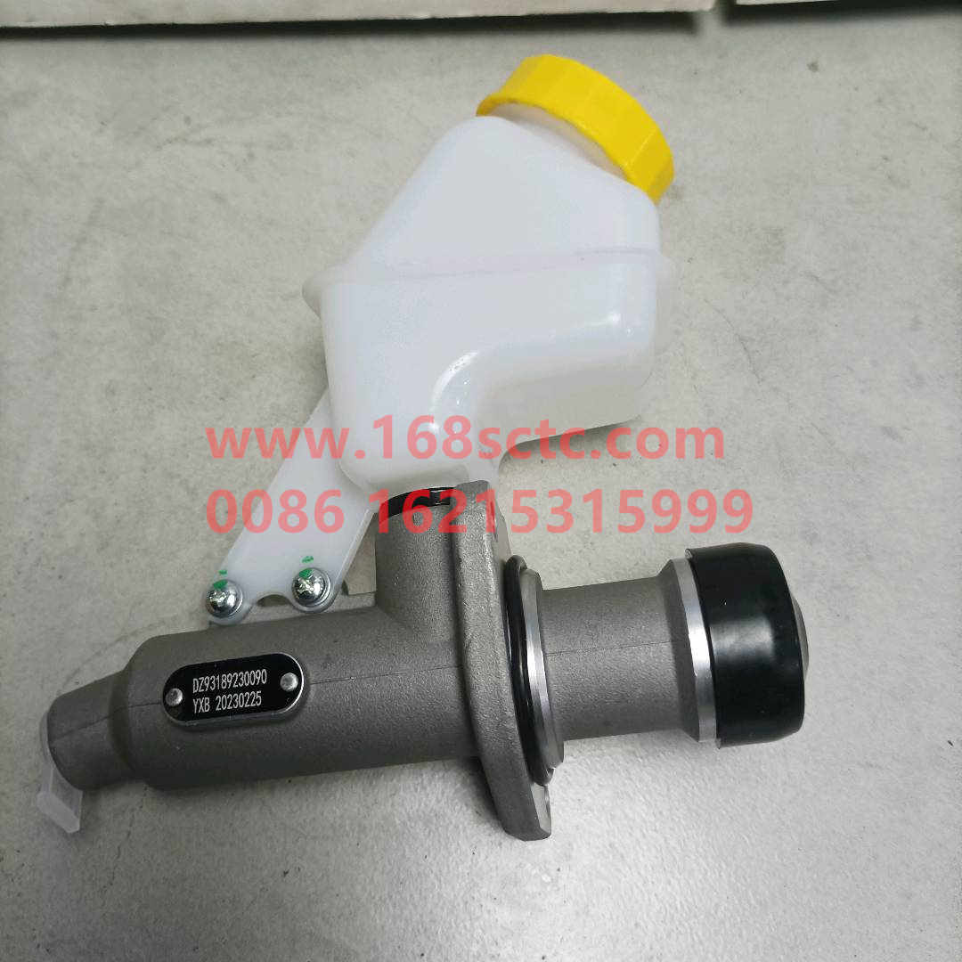 DZ93189230090-SHACMAN-clutch master cylinderwith tank-DeLongF2000 2007Kuan