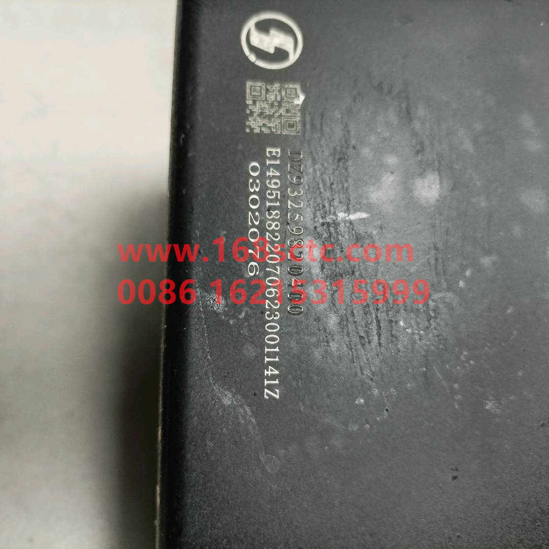 DZ93259820400-SHACMAN-Hydraulic hand pump-DeLongF2000 2015Kuan