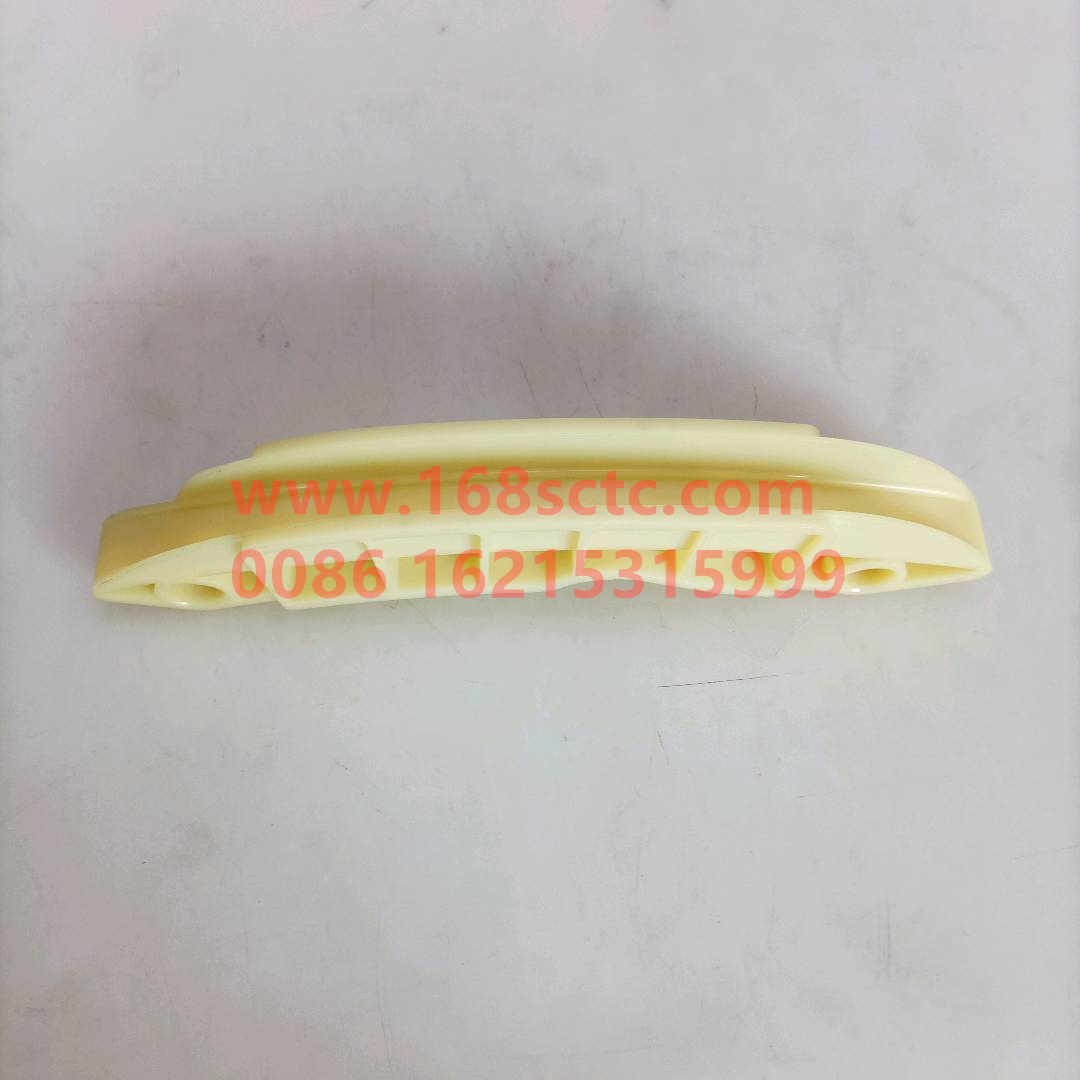 10048121