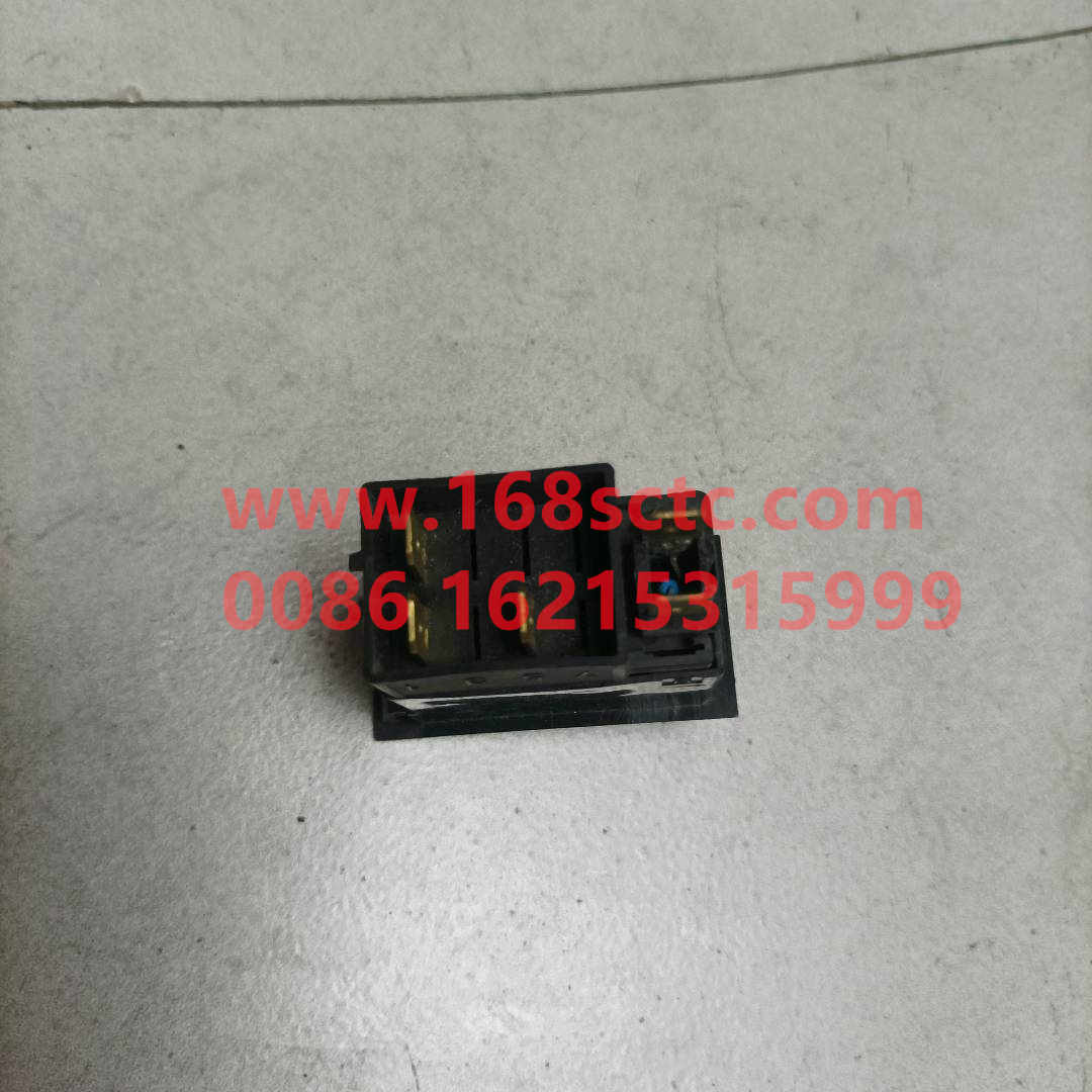 3772040-398