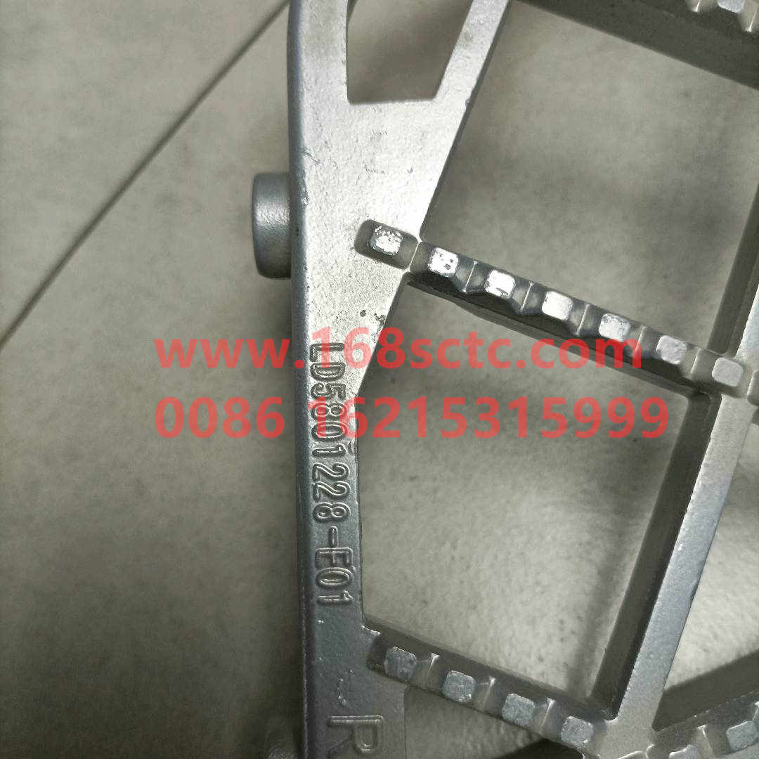 5103228-E01