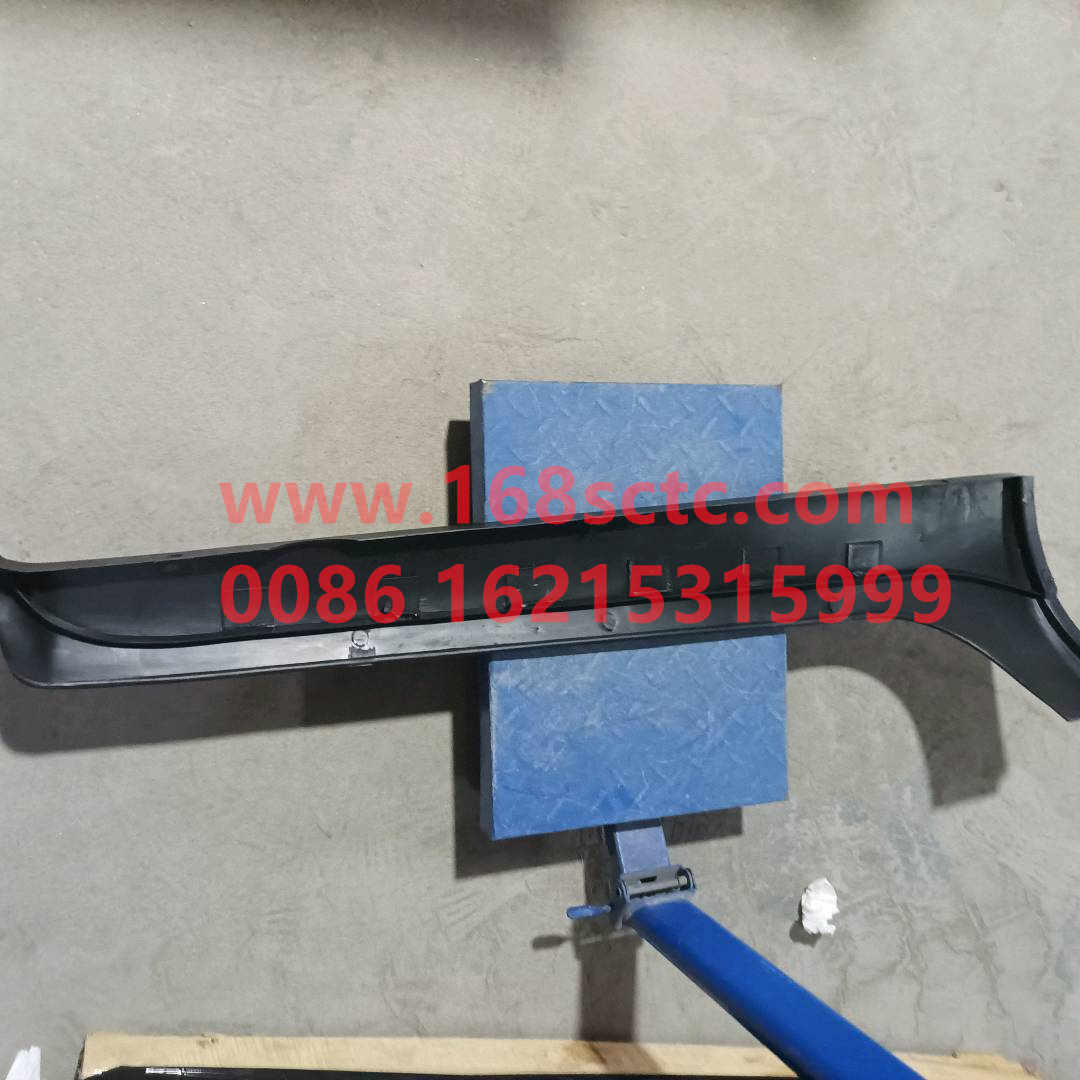 WG1642111020-SINOTRUK HOWO-AColumn decorative boardrightgreen-HaoWo2013Kuan