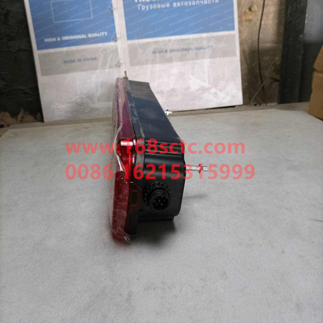 WG9719810002-SINOTRUK HOWO-rear lightrightHOWO-HaoWo2013Kuan