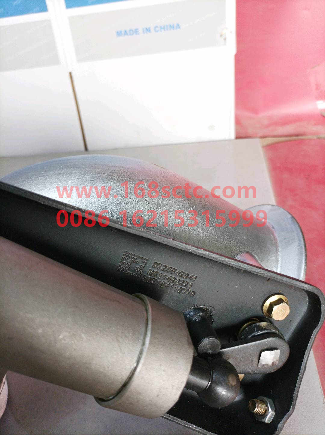 WG9725542041-SINOTRUK HOWO-Exhaust pipe with butterfly valve EVB 69 47 95Cmachine-HaoWo2013Kuan