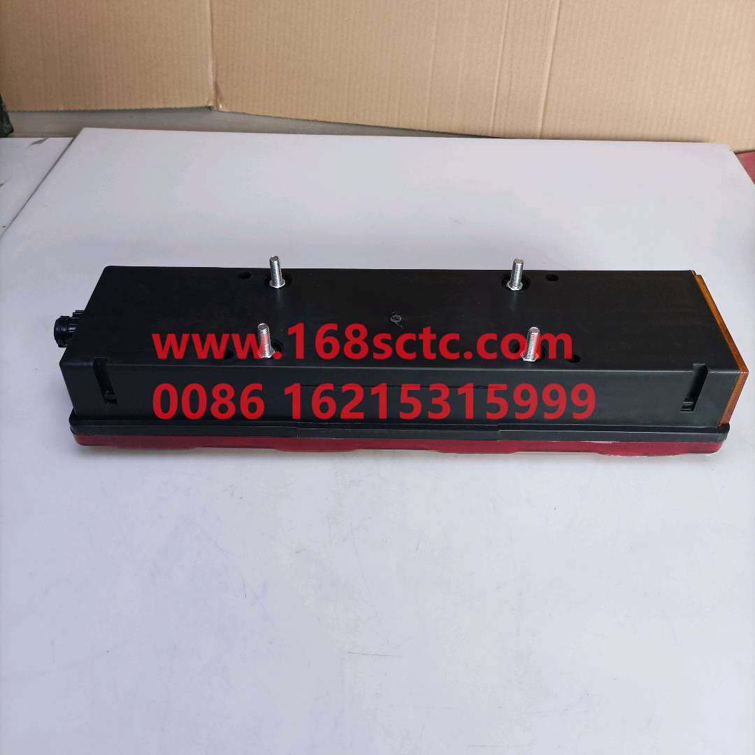 WG9925810002-SINOTRUK HOWO-rear lightrightHOWOA7-HaoWoT7HKuan