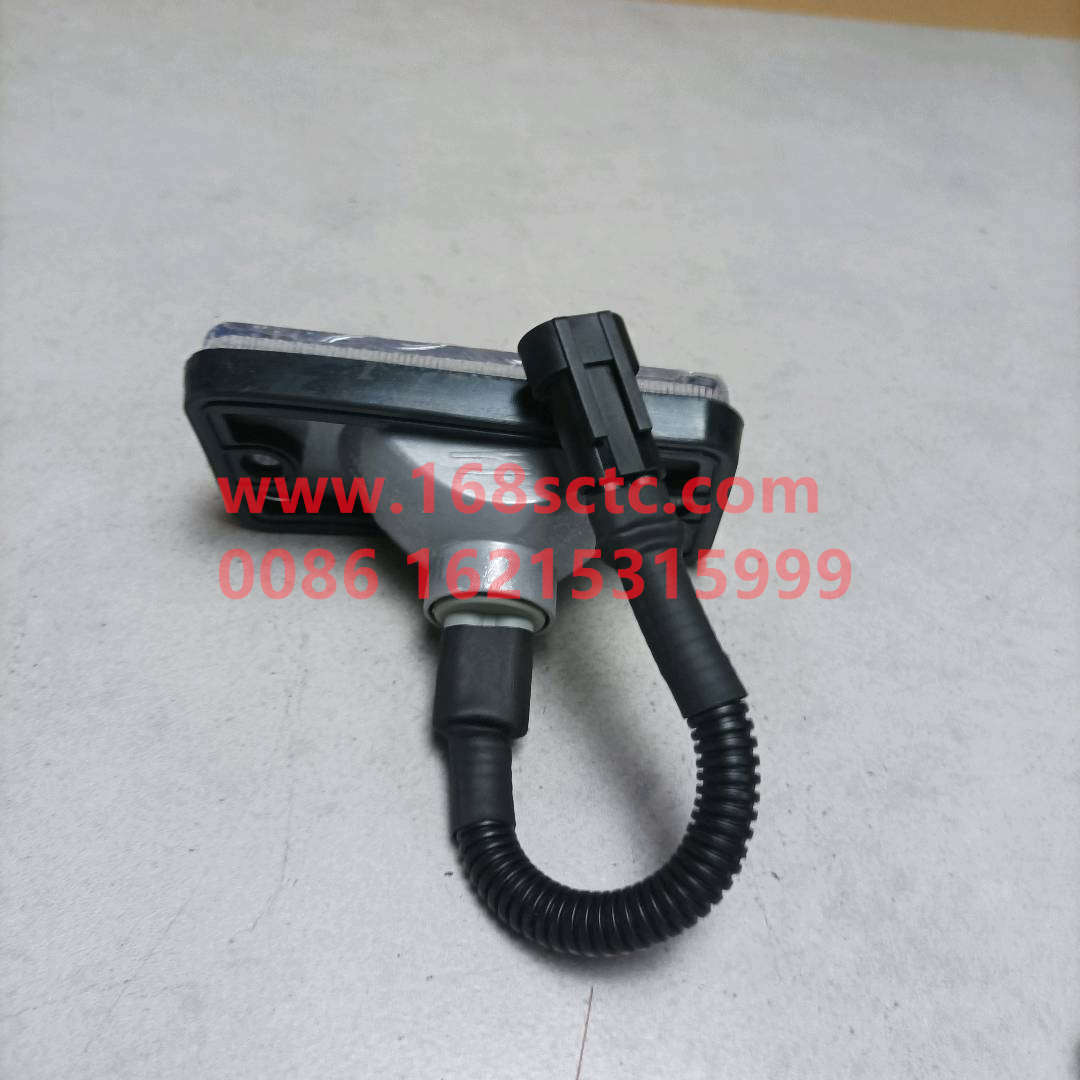 WG9925720007-SINOTRUK HOWO-High roof front lightsLeft-HaoWoT7HKuan