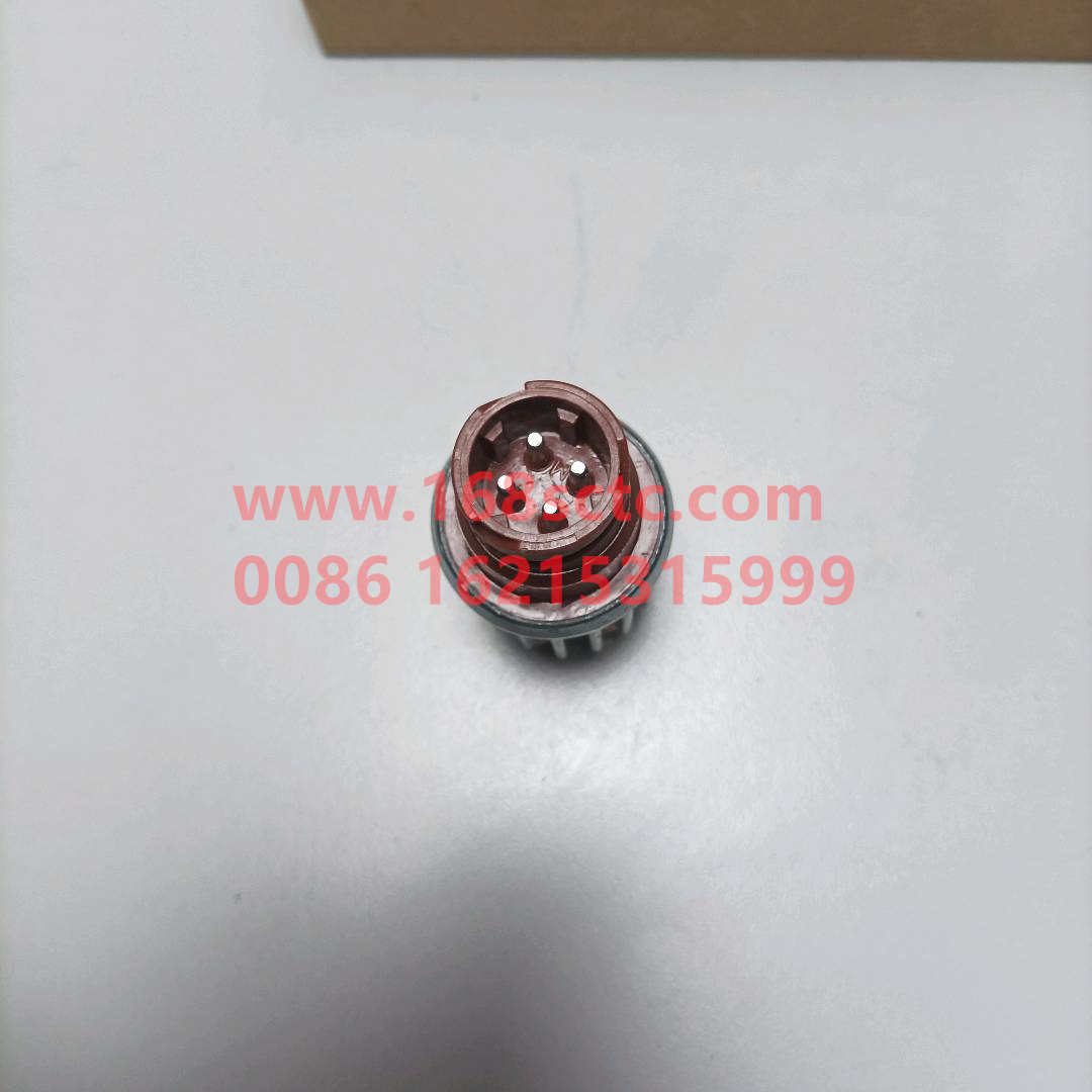 DZ93189582550-SHACMAN-brake switch-DeLongF2000 2015Kuan