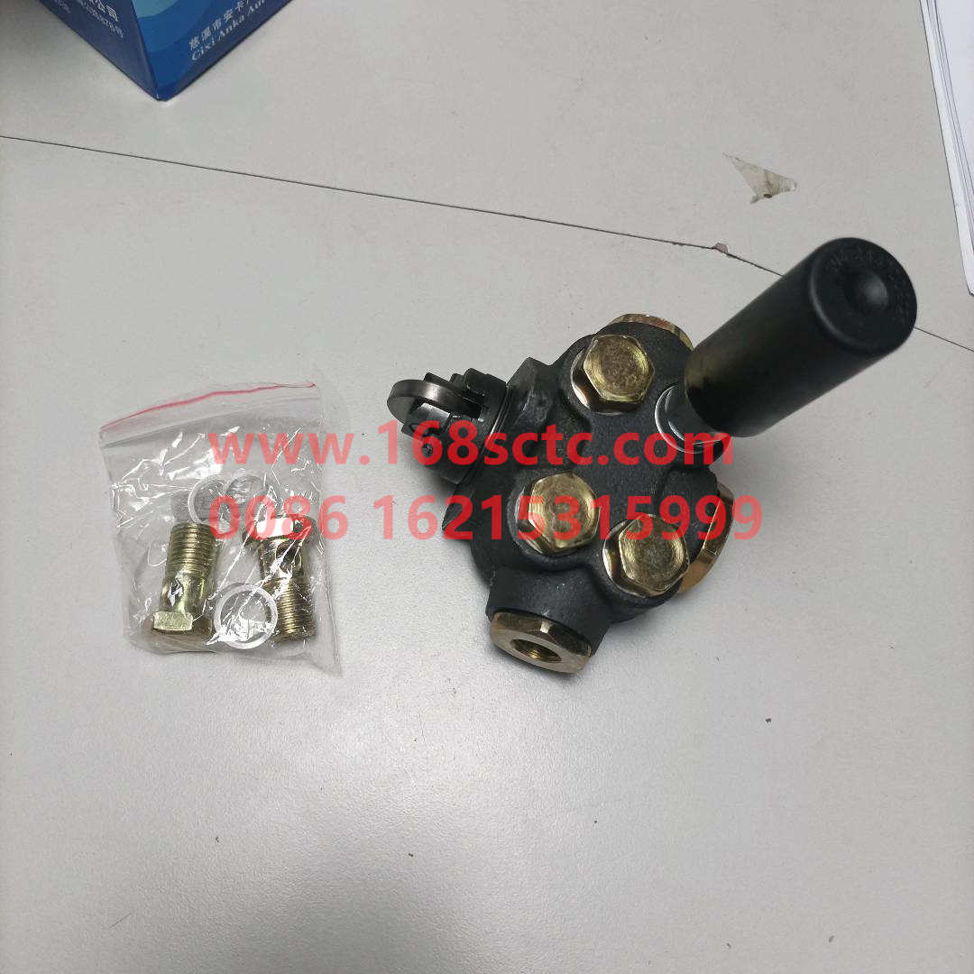 VG1500080100-SINOTRUK HOWO-PumpEurope twobig wheelwith screws-ZhongQiFaDongJiWD615.67