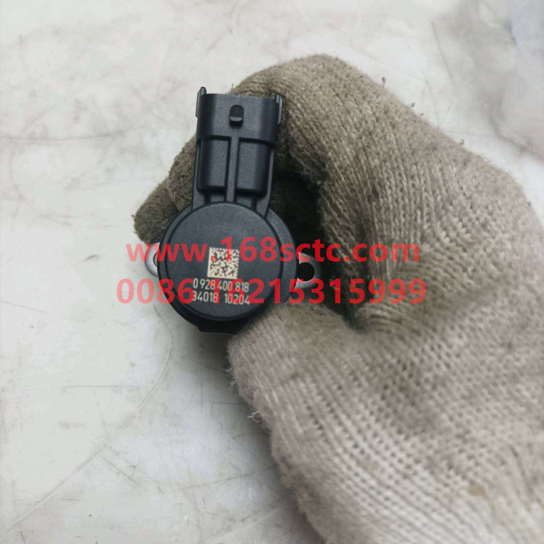 928400818