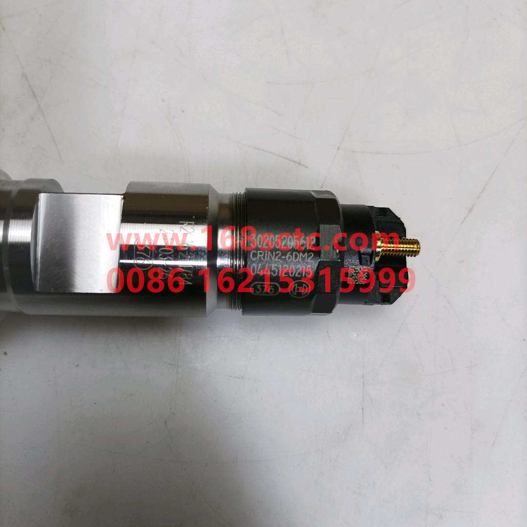 0445120215
