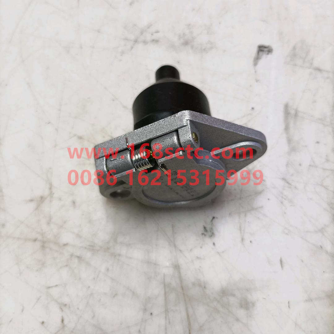 Seven-hole trailer socket--24N type 7-hole socket