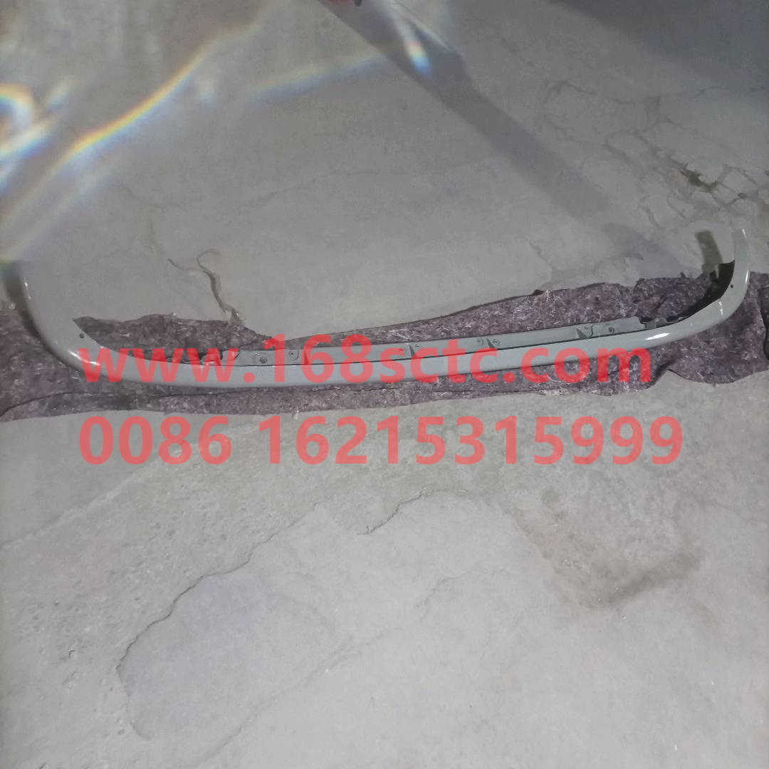 WG1664240021Welded assembly of the lower bumper in the high position