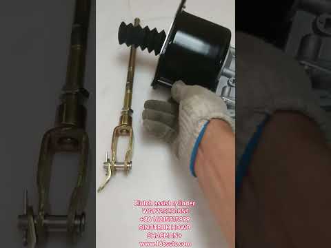 WG9725230053Clutch booster cylinder(Φ102、Φ25)